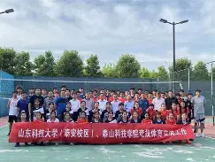 乐鱼体育-窗口期巴塞罗那临场应变——欧超杯节点到来，质疑声仍在，身体对抗强度拉满